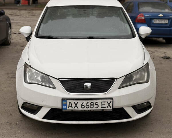 Белый Сеат Ибица, объемом двигателя 1.39 л и пробегом 210 тыс. км за 6400 $, фото 1 на Automoto.ua
