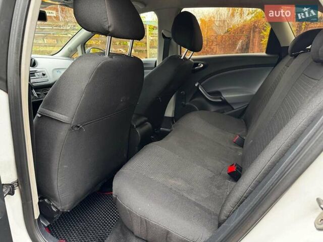 Белый Сеат Ибица, объемом двигателя 1.2 л и пробегом 225 тыс. км за 5990 $, фото 21 на Automoto.ua