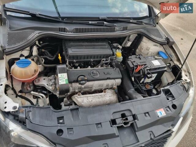 Белый Сеат Ибица, объемом двигателя 1.39 л и пробегом 127 тыс. км за 5550 $, фото 14 на Automoto.ua