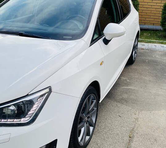 Білий Сеат Ibiza, об'ємом двигуна 1.6 л та пробігом 150 тис. км за 6999 $, фото 2 на Automoto.ua
