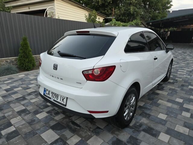 Белый Сеат Ибица, объемом двигателя 1.2 л и пробегом 98 тыс. км за 7200 $, фото 2 на Automoto.ua