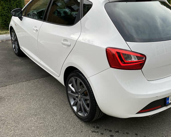 Білий Сеат Ibiza, об'ємом двигуна 1.6 л та пробігом 150 тис. км за 7500 $, фото 4 на Automoto.ua