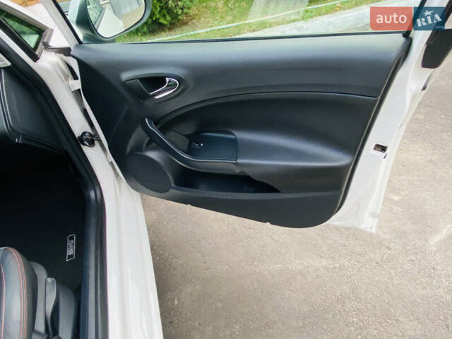 Білий Сеат Ibiza, об'ємом двигуна 1.6 л та пробігом 150 тис. км за 6999 $, фото 22 на Automoto.ua