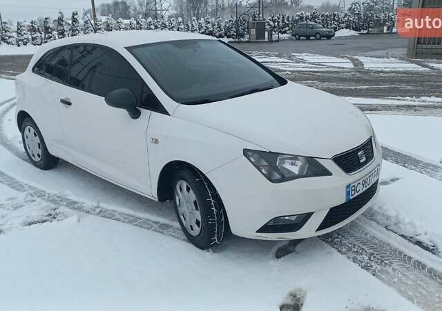 Белый Сеат Ибица, объемом двигателя 1.4 л и пробегом 243 тыс. км за 5900 $, фото 6 на Automoto.ua