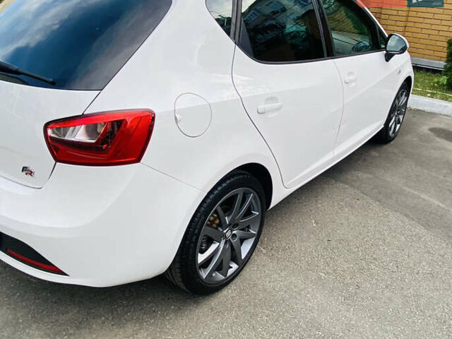 Білий Сеат Ibiza, об'ємом двигуна 1.6 л та пробігом 150 тис. км за 6999 $, фото 11 на Automoto.ua