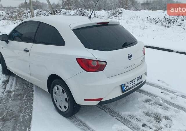 Белый Сеат Ибица, объемом двигателя 1.4 л и пробегом 243 тыс. км за 5900 $, фото 10 на Automoto.ua