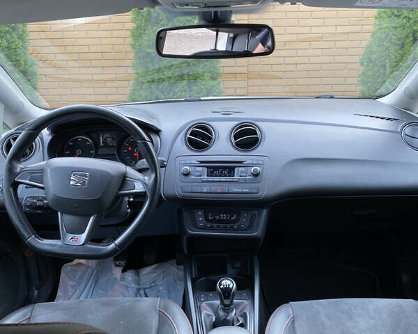 Білий Сеат Ibiza, об'ємом двигуна 1.6 л та пробігом 150 тис. км за 7500 $, фото 10 на Automoto.ua