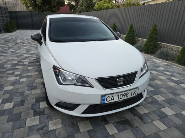 Белый Сеат Ибица, объемом двигателя 1.2 л и пробегом 98 тыс. км за 7200 $, фото 3 на Automoto.ua