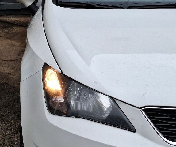 Білий Сеат Ibiza, об'ємом двигуна 1 л та пробігом 249 тис. км за 6800 $, фото 11 на Automoto.ua