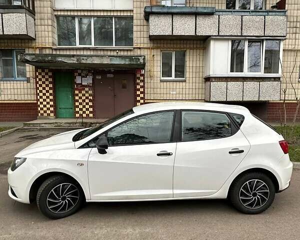 Белый Сеат Ибица, объемом двигателя 1 л и пробегом 157 тыс. км за 6499 $, фото 1 на Automoto.ua