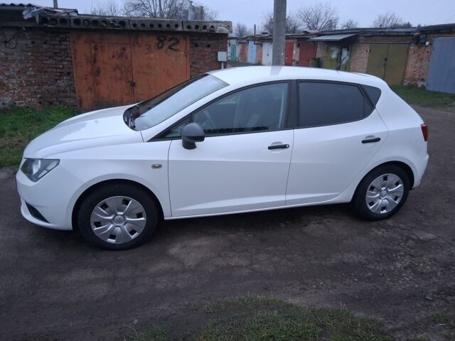 Білий Сеат Ibiza, об'ємом двигуна 1 л та пробігом 228 тис. км за 6500 $, фото 2 на Automoto.ua