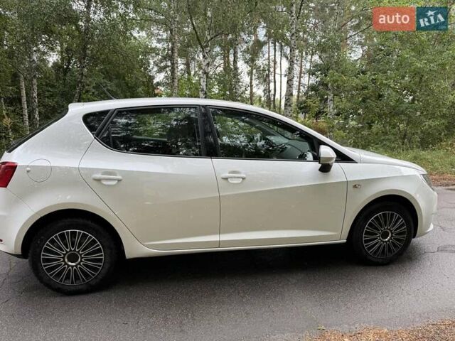 Білий Сеат Ibiza, об'ємом двигуна 1.2 л та пробігом 80 тис. км за 9200 $, фото 5 на Automoto.ua