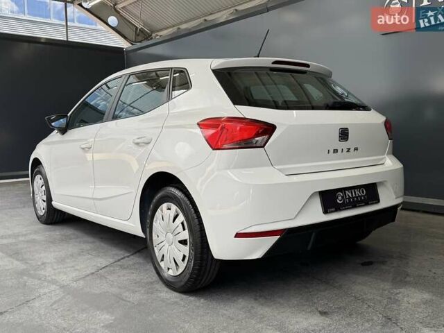 Білий Сеат Ibiza, об'ємом двигуна 1.6 л та пробігом 116 тис. км за 13700 $, фото 12 на Automoto.ua