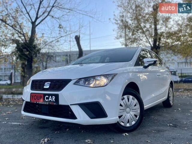 Білий Сеат Ibiza, об'ємом двигуна 1.6 л та пробігом 28 тис. км за 14999 $, фото 3 на Automoto.ua