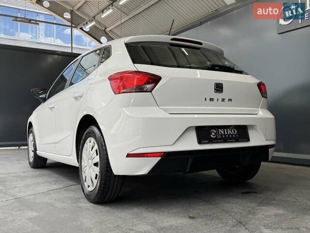 Білий Сеат Ibiza, об'ємом двигуна 1.6 л та пробігом 116 тис. км за 13700 $, фото 15 на Automoto.ua