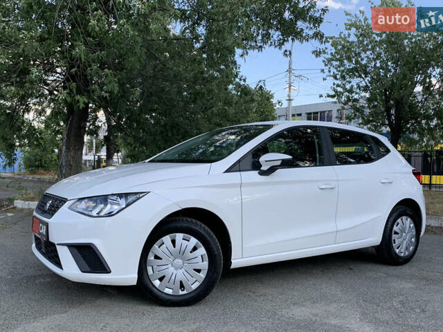 Білий Сеат Ibiza, об'ємом двигуна 1.6 л та пробігом 24 тис. км за 15300 $, фото 5 на Automoto.ua