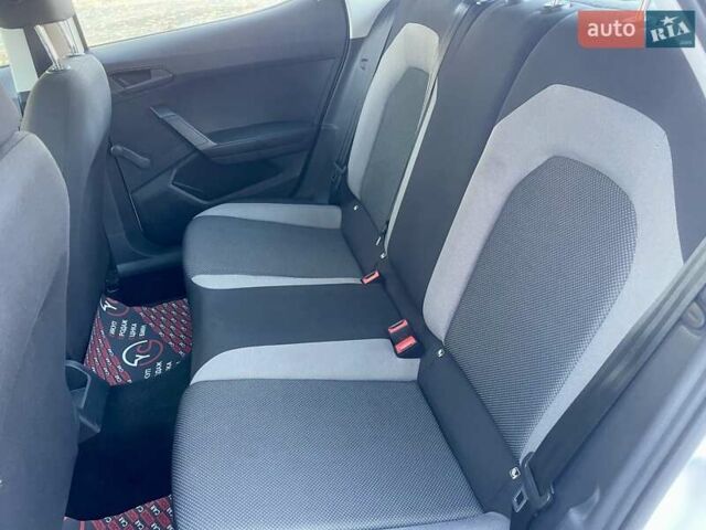 Білий Сеат Ibiza, об'ємом двигуна 1.6 л та пробігом 28 тис. км за 14999 $, фото 35 на Automoto.ua