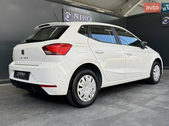 Білий Сеат Ibiza, об'ємом двигуна 1.6 л та пробігом 116 тис. км за 13700 $, фото 21 на Automoto.ua