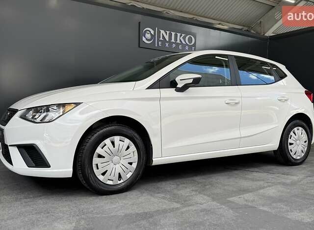 Білий Сеат Ibiza, об'ємом двигуна 1.6 л та пробігом 116 тис. км за 13700 $, фото 7 на Automoto.ua