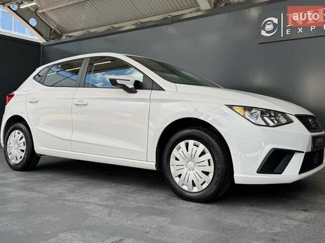 Білий Сеат Ibiza, об'ємом двигуна 1.6 л та пробігом 116 тис. км за 13700 $, фото 26 на Automoto.ua