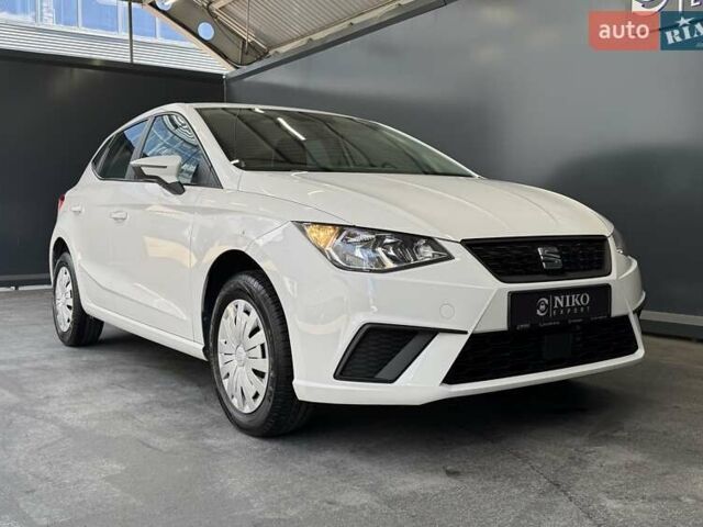 Білий Сеат Ibiza, об'ємом двигуна 1.6 л та пробігом 116 тис. км за 13700 $, фото 29 на Automoto.ua