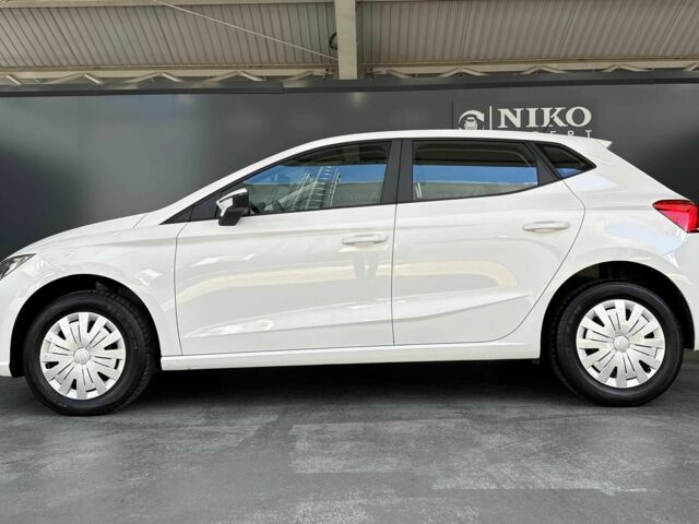 Білий Сеат Ibiza, об'ємом двигуна 1.6 л та пробігом 24 тис. км за 14900 $, фото 2 на Automoto.ua