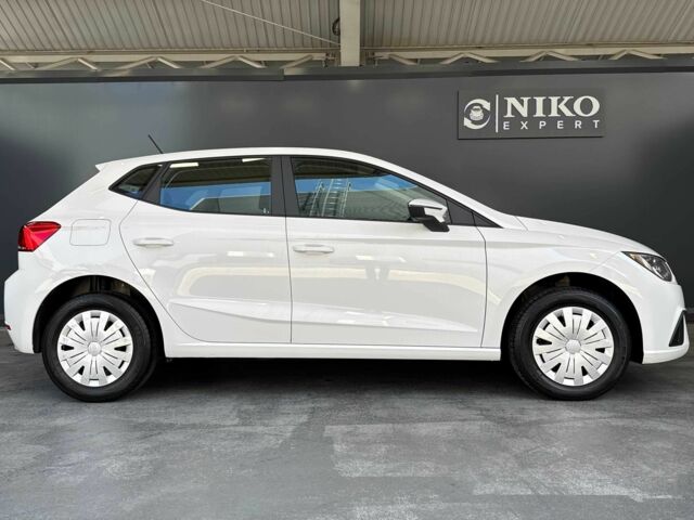 Білий Сеат Ibiza, об'ємом двигуна 1.6 л та пробігом 24 тис. км за 14900 $, фото 7 на Automoto.ua