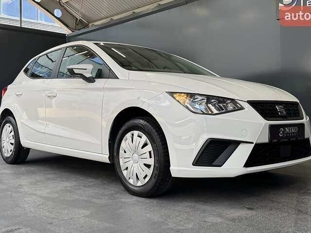 Білий Сеат Ibiza, об'ємом двигуна 1.6 л та пробігом 116 тис. км за 13700 $, фото 28 на Automoto.ua