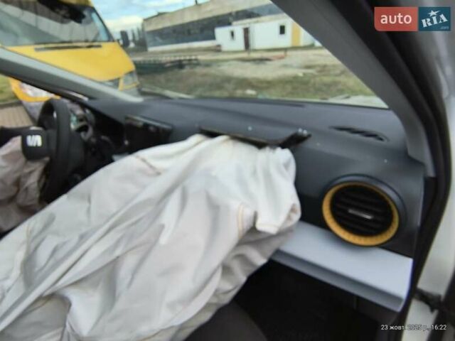Білий Сеат Ibiza, об'ємом двигуна 1.6 л та пробігом 15 тис. км за 8500 $, фото 8 на Automoto.ua