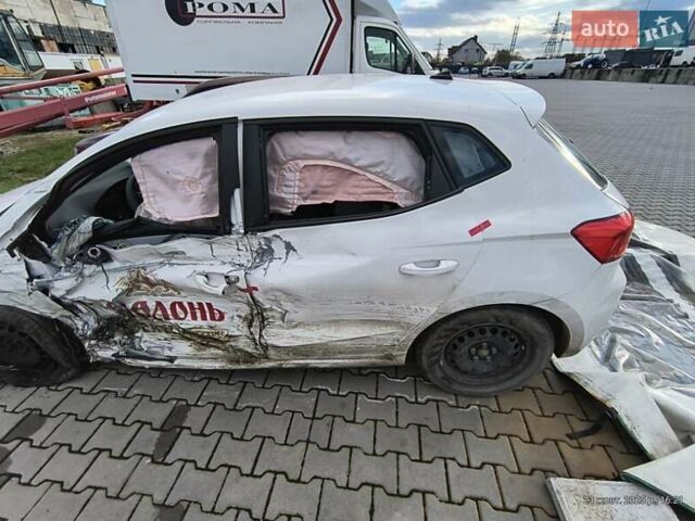 Білий Сеат Ibiza, об'ємом двигуна 1.6 л та пробігом 15 тис. км за 8500 $, фото 7 на Automoto.ua