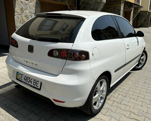 Білий Сеат Ibiza, об'ємом двигуна 2 л та пробігом 161 тис. км за 6000 $, фото 3 на Automoto.ua