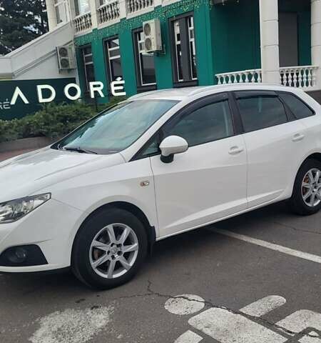 Белый Сеат Ибица, объемом двигателя 1.2 л и пробегом 290 тыс. км за 5500 $, фото 2 на Automoto.ua