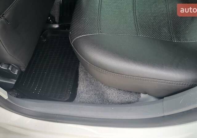 Белый Сеат Ибица, объемом двигателя 1.2 л и пробегом 290 тыс. км за 5500 $, фото 10 на Automoto.ua