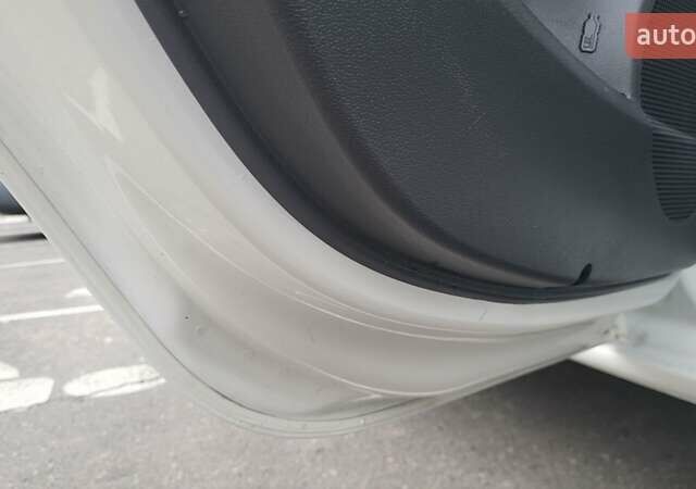 Белый Сеат Ибица, объемом двигателя 1.2 л и пробегом 290 тыс. км за 5500 $, фото 12 на Automoto.ua