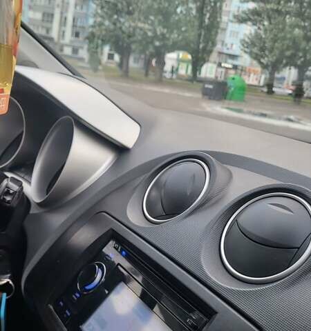 Белый Сеат Ибица, объемом двигателя 1.2 л и пробегом 290 тыс. км за 5500 $, фото 19 на Automoto.ua