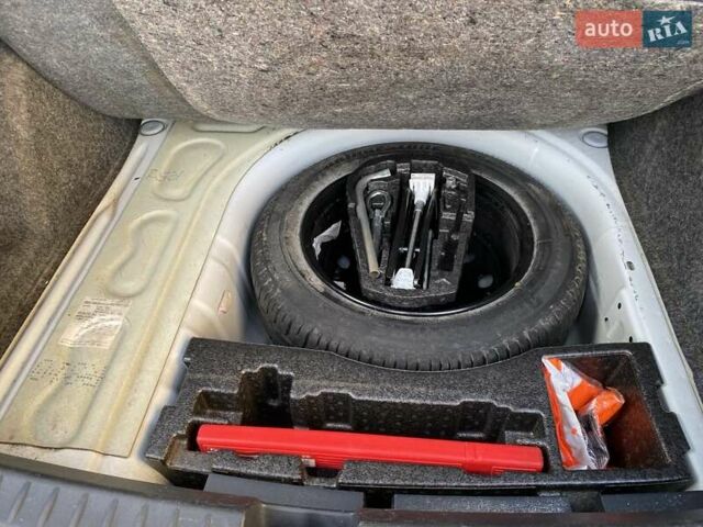 Белый Сеат Ибица, объемом двигателя 1.2 л и пробегом 252 тыс. км за 4650 $, фото 36 на Automoto.ua