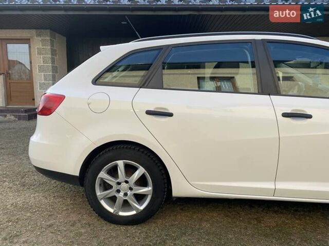 Белый Сеат Ибица, объемом двигателя 1.2 л и пробегом 252 тыс. км за 4650 $, фото 4 на Automoto.ua