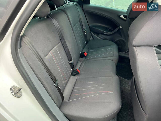 Білий Сеат Ibiza, об'ємом двигуна 1.2 л та пробігом 225 тис. км за 6399 $, фото 10 на Automoto.ua
