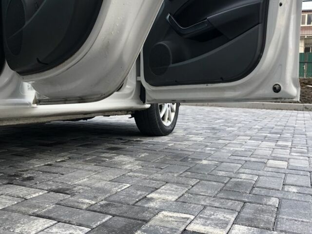 Сеат Ибица 2011 в Виннице на Automoto.ua Белый Сеат Ибица, объемом двигателя 1.2 л и пробегом 240 тыс. км за 4500 $, фото 10 на Automoto.ua