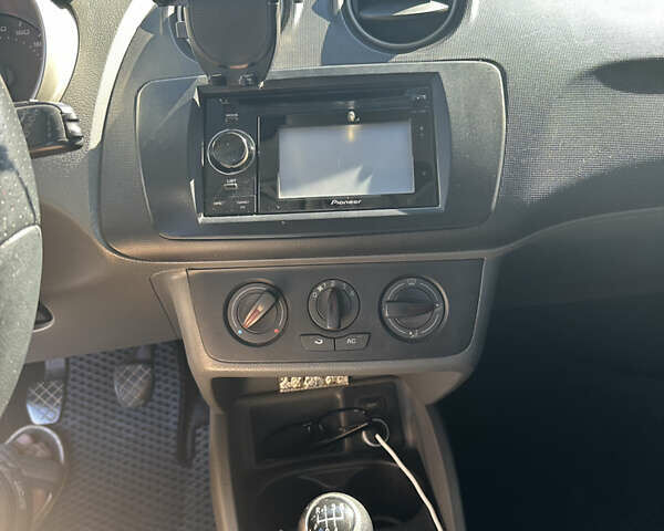 Білий Сеат Ibiza, об'ємом двигуна 1.2 л та пробігом 255 тис. км за 6150 $, фото 8 на Automoto.ua
