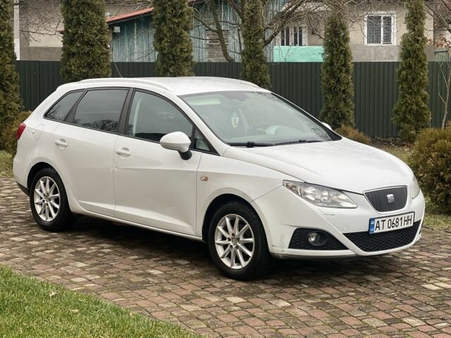 Белый Сеат Ибица, объемом двигателя 1.2 л и пробегом 277 тыс. км за 4799 $, фото 2 на Automoto.ua