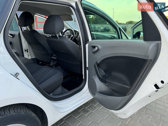 Белый Сеат Ибица, объемом двигателя 1.2 л и пробегом 212 тыс. км за 6100 $, фото 15 на Automoto.ua