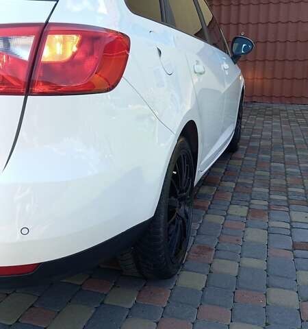 Сеат Ибица 2011 в Калуше на Automoto.ua Белый Сеат Ибица, объемом двигателя 1.2 л и пробегом 233 тыс. км за 5900 $, фото 16 на Automoto.ua