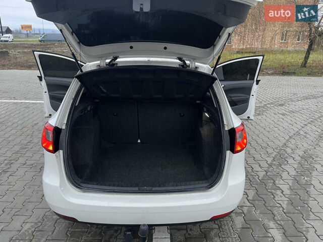 Белый Сеат Ибица, объемом двигателя 1.6 л и пробегом 187 тыс. км за 6300 $, фото 10 на Automoto.ua