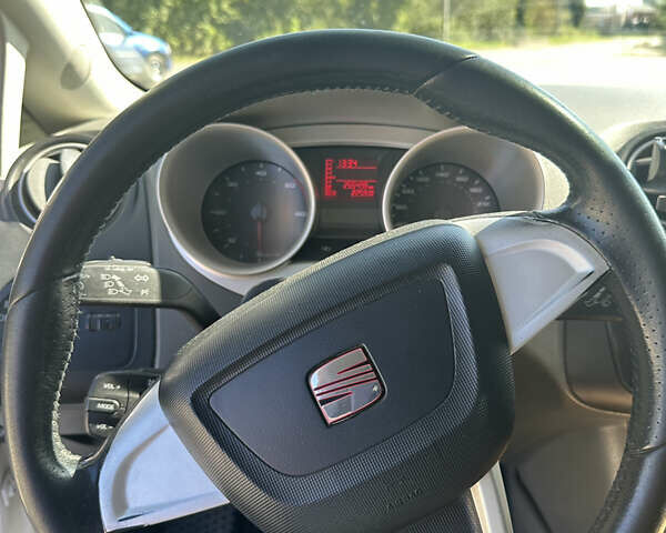 Білий Сеат Ibiza, об'ємом двигуна 1.2 л та пробігом 255 тис. км за 6150 $, фото 7 на Automoto.ua