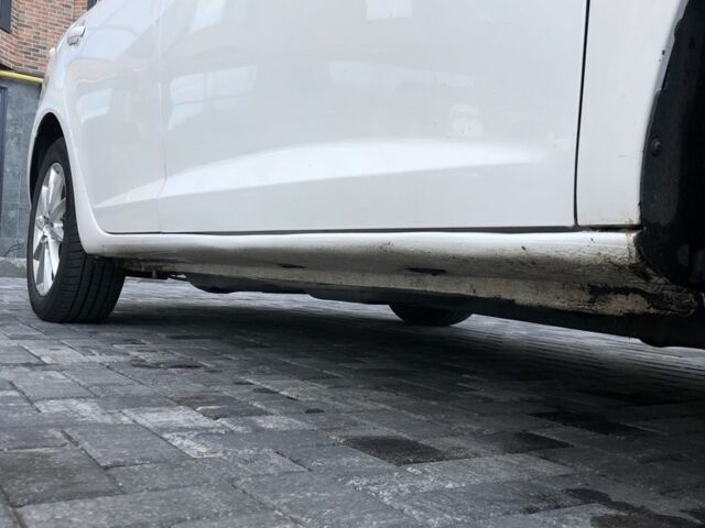 Сеат Ибица 2011 в Виннице на Automoto.ua Белый Сеат Ибица, объемом двигателя 1.2 л и пробегом 240 тыс. км за 4500 $, фото 8 на Automoto.ua