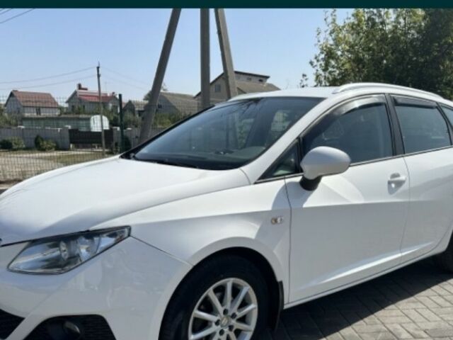 Белый Сеат Ибица, объемом двигателя 1.6 л и пробегом 210 тыс. км за 7000 $, фото 2 на Automoto.ua