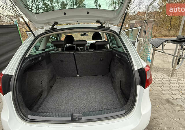 Белый Сеат Ибица, объемом двигателя 1.2 л и пробегом 277 тыс. км за 4800 $, фото 3 на Automoto.ua