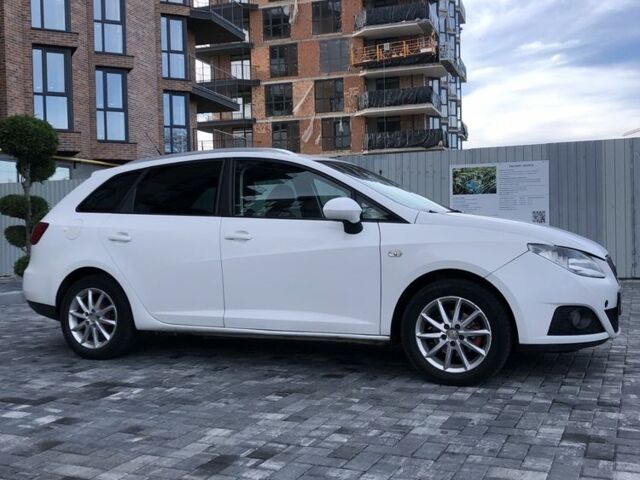 Сеат Ибица 2011 в Виннице на Automoto.ua Белый Сеат Ибица, объемом двигателя 1.2 л и пробегом 240 тыс. км за 4500 $, фото 3 на Automoto.ua