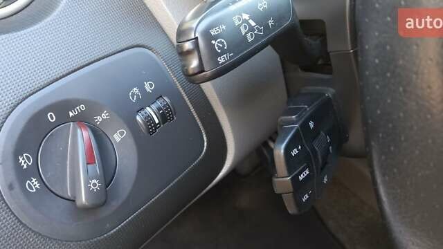 Білий Сеат Ibiza, об'ємом двигуна 1.2 л та пробігом 237 тис. км за 5500 $, фото 10 на Automoto.ua